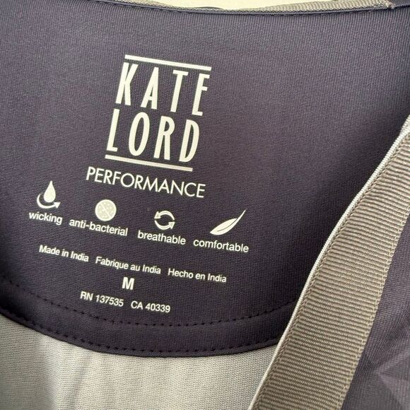 Kate Lord Performance Women’s Medium Blue Patterned Athletic Top - Picture 2 of 5